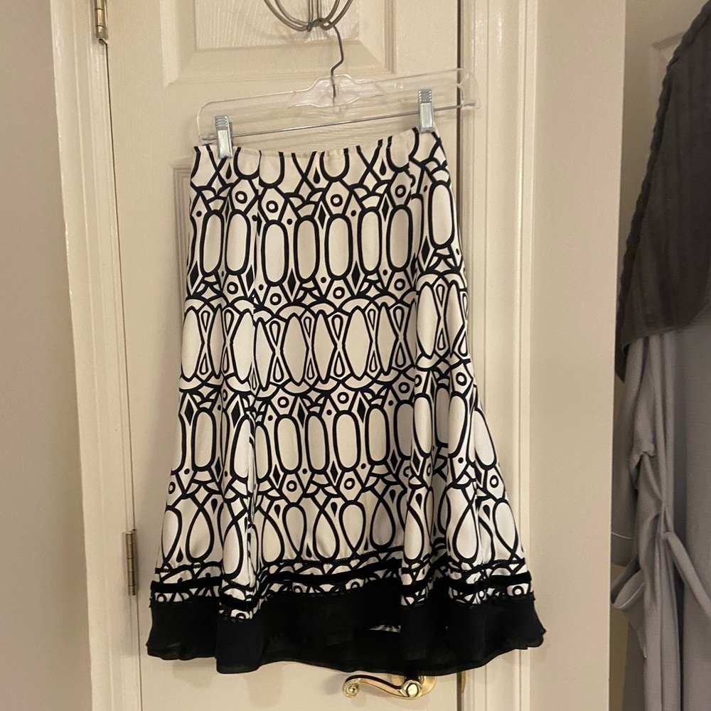 WHBM 100% silk skirt size 0
